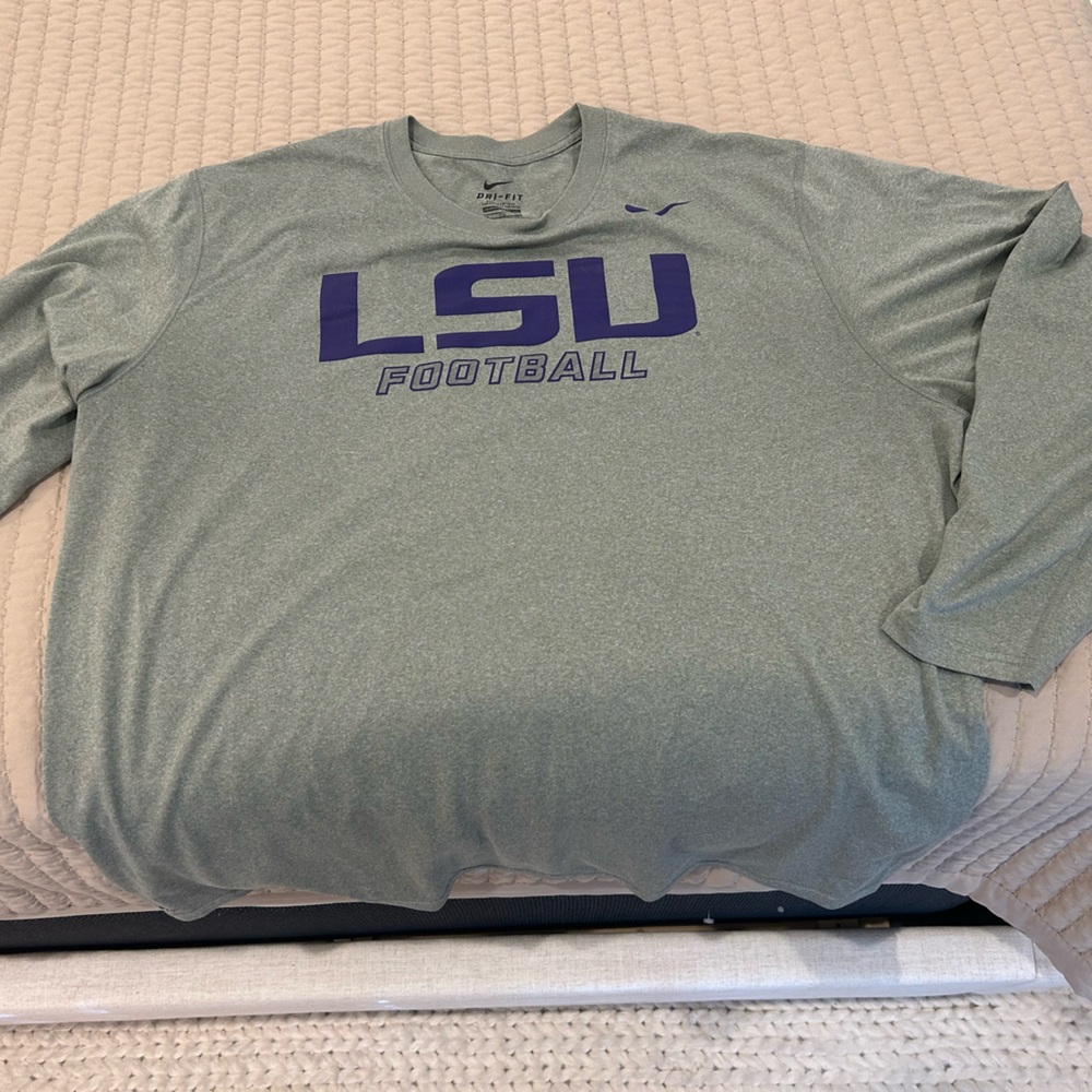 SOLD. - LSU Football Nike Dri Fit Men's Gray and Purple Long Sleeve size XXL